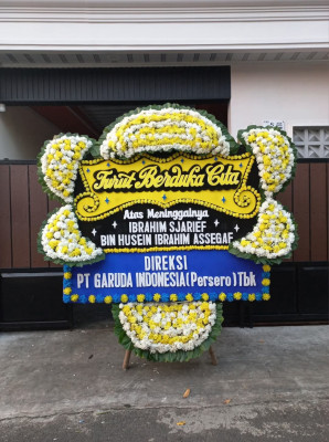 Papan Bunga Duka di Agung Lawongan